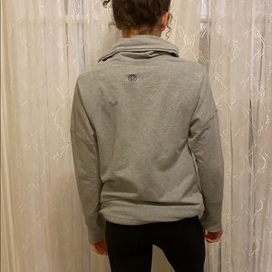 Lululemon Turtleneck Sweatshirt